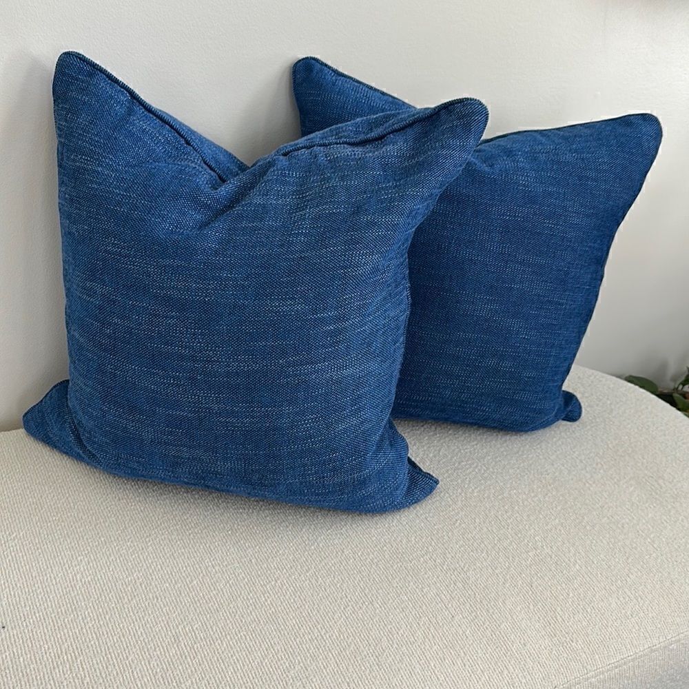 Millow Home Accent Pillow Bundle (2) 20”x20”